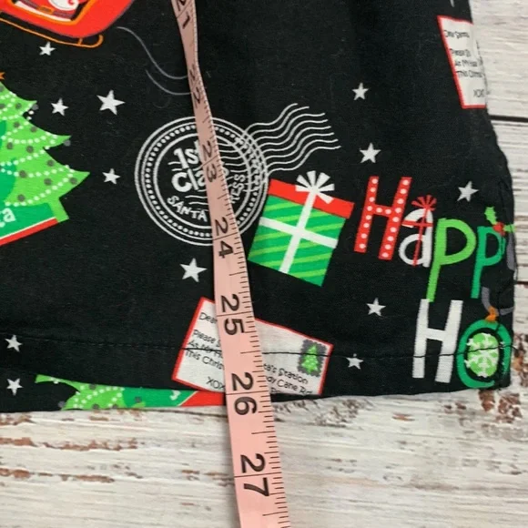 Santa Claus scrub top 
size M - Picture 7 of 7